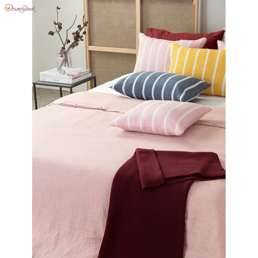Чехол на подушку декоративный в полоску цвета пыльной розы из коллекции Essential, 45х45 см - фото 2