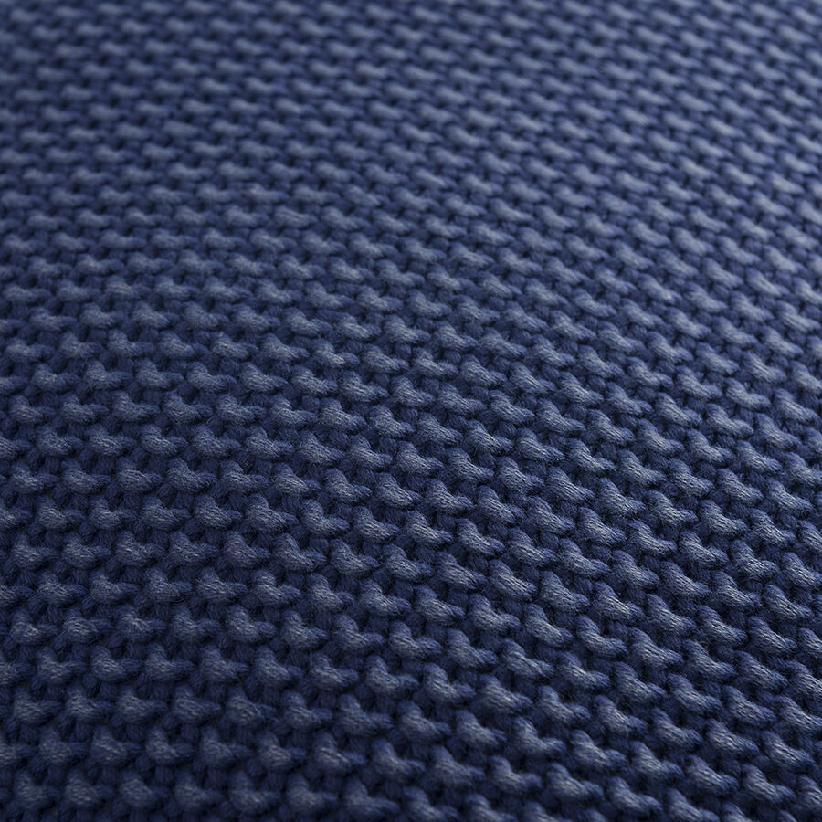 Подушка декоративная из стираного хлопка темно-синего цвета из коллекции Essential, 45х45 см - фото 5