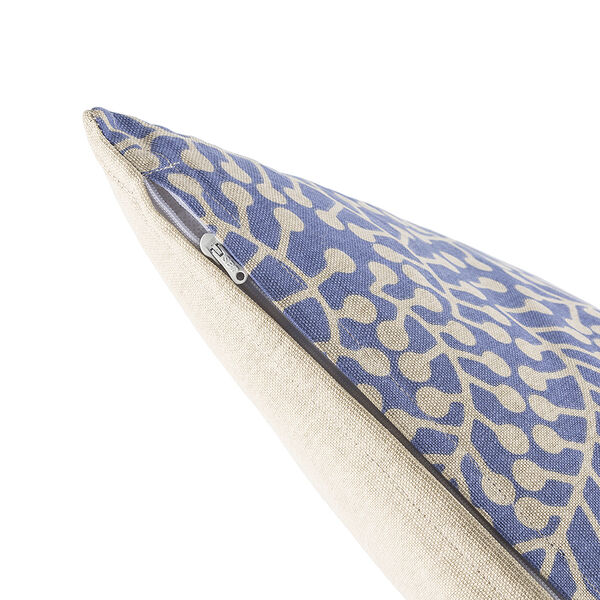 Подушка декоративная фиолетового цвета с принтом Спелая Смородина из коллекции Scandinavian touch, 45х45 см - фото 5