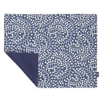 Салфетка двухсторонняя под приборы темно-синяя с принтом Спелая Смородина из коллекции Scandinavian touch, 35х45 см - фото 1
