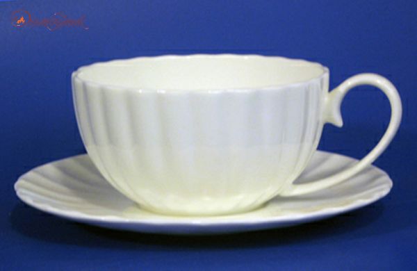 Чашка чайная с блюдцем "Магнолия Белая" 370 мл