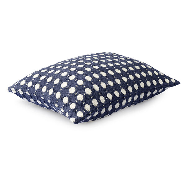 Чехол на подушку из хлопка Polka dots темно-синего цвета из коллекции Essential, 40x60 см - фото 5